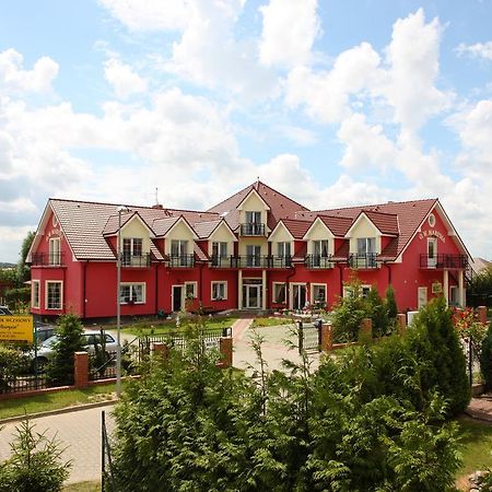Osrodek Wczasowy Marysia Hotel Niechorze Esterno foto