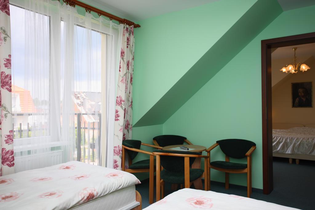 Osrodek Wczasowy Marysia Hotel Niechorze Esterno foto